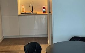 Riverside Suites with Cityscape Views Kwiatkowskiego Free Parking